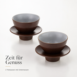Bild in der Galerie öffnen: Teetasse "Ayame" mit Unterteller Zedernbraun – 2er Set für Tee &amp; Espresso