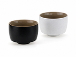 Bild in der Galerie öffnen: Teeschalen Set „Zen“ 2er Set – Matt Schwarz &amp; Matt Weiß | Teetassen &amp; Espressotassen aus Keramik