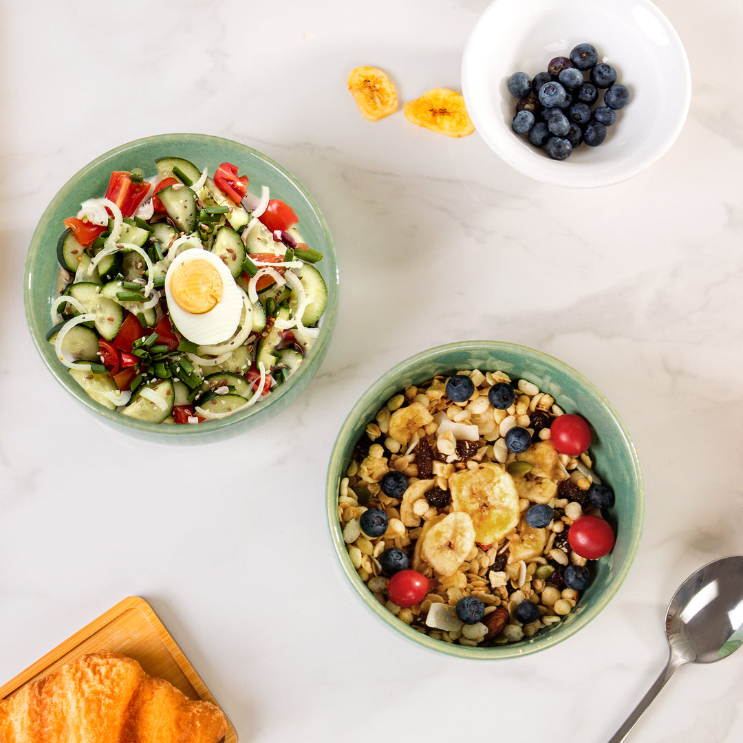 Steinzeug Bowls grün - für Müsli und Salat