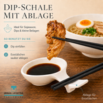 Bild in der Galerie öffnen: Ramen-Zubehör-Set mit Löffeln, Dipschalen &amp; Essstäbchen – Porzellan &amp; Holz, Weiß, für 4 Personen